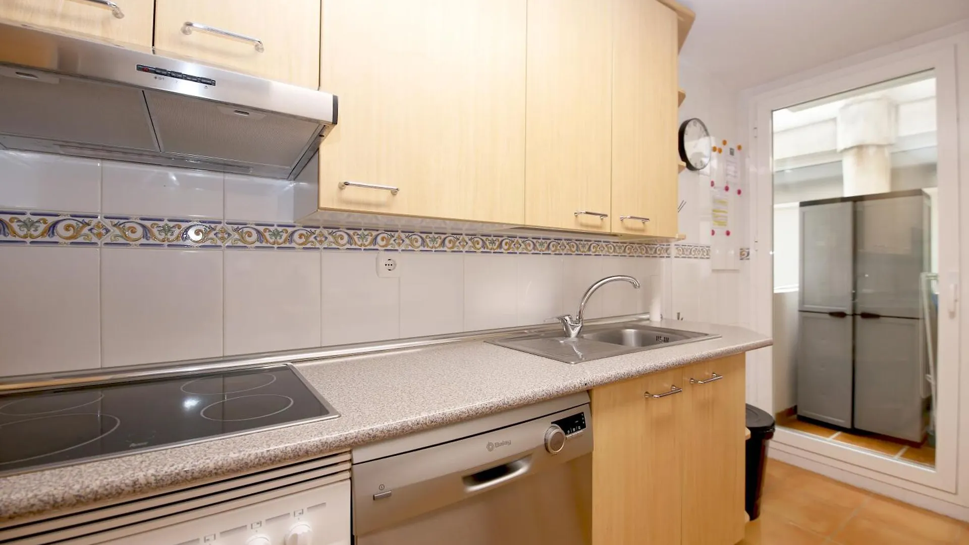 Estepona Town Apartment Carmen